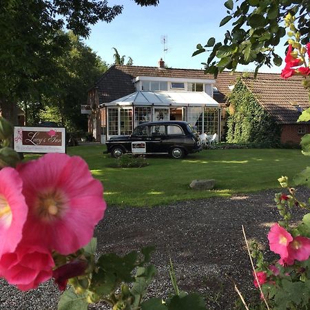 Lucy'S Inn Eesergroen ภายนอก รูปภาพ