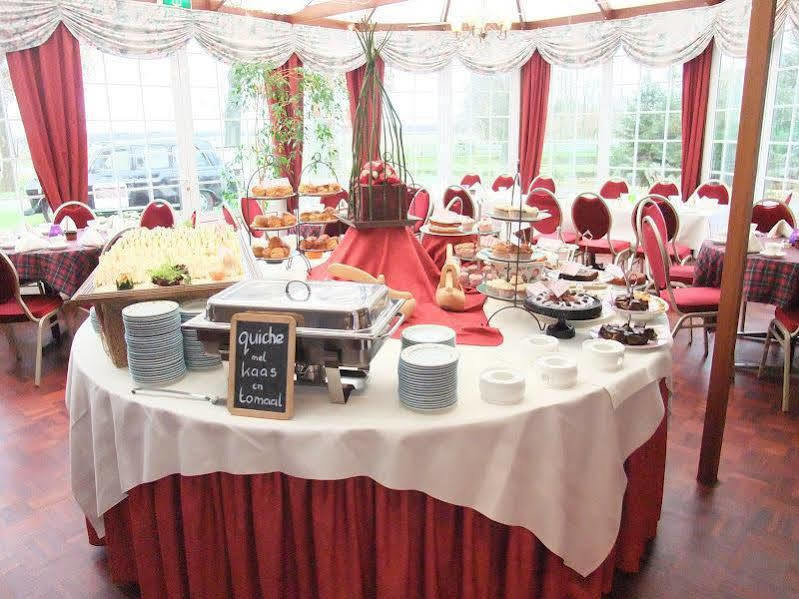 Lucy'S Inn Eesergroen ภายนอก รูปภาพ